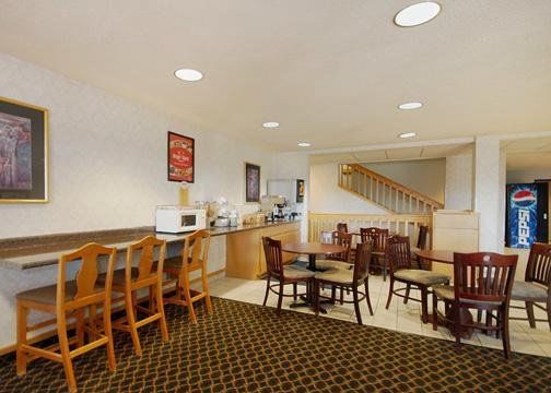 Econo Lodge West Lafayette Restaurang bild