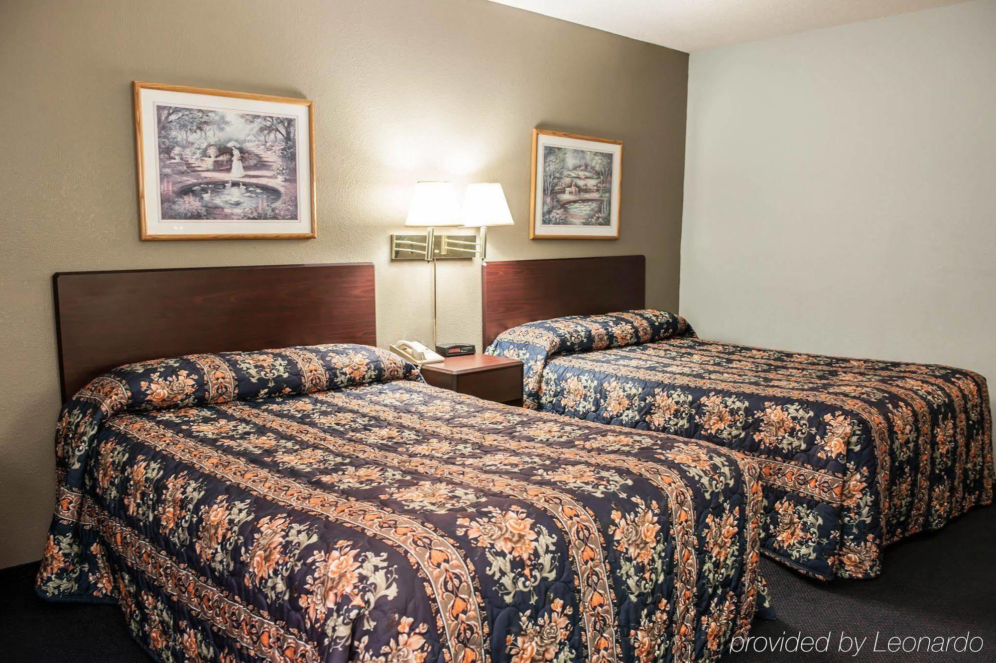Econo Lodge West Lafayette Exteriör bild